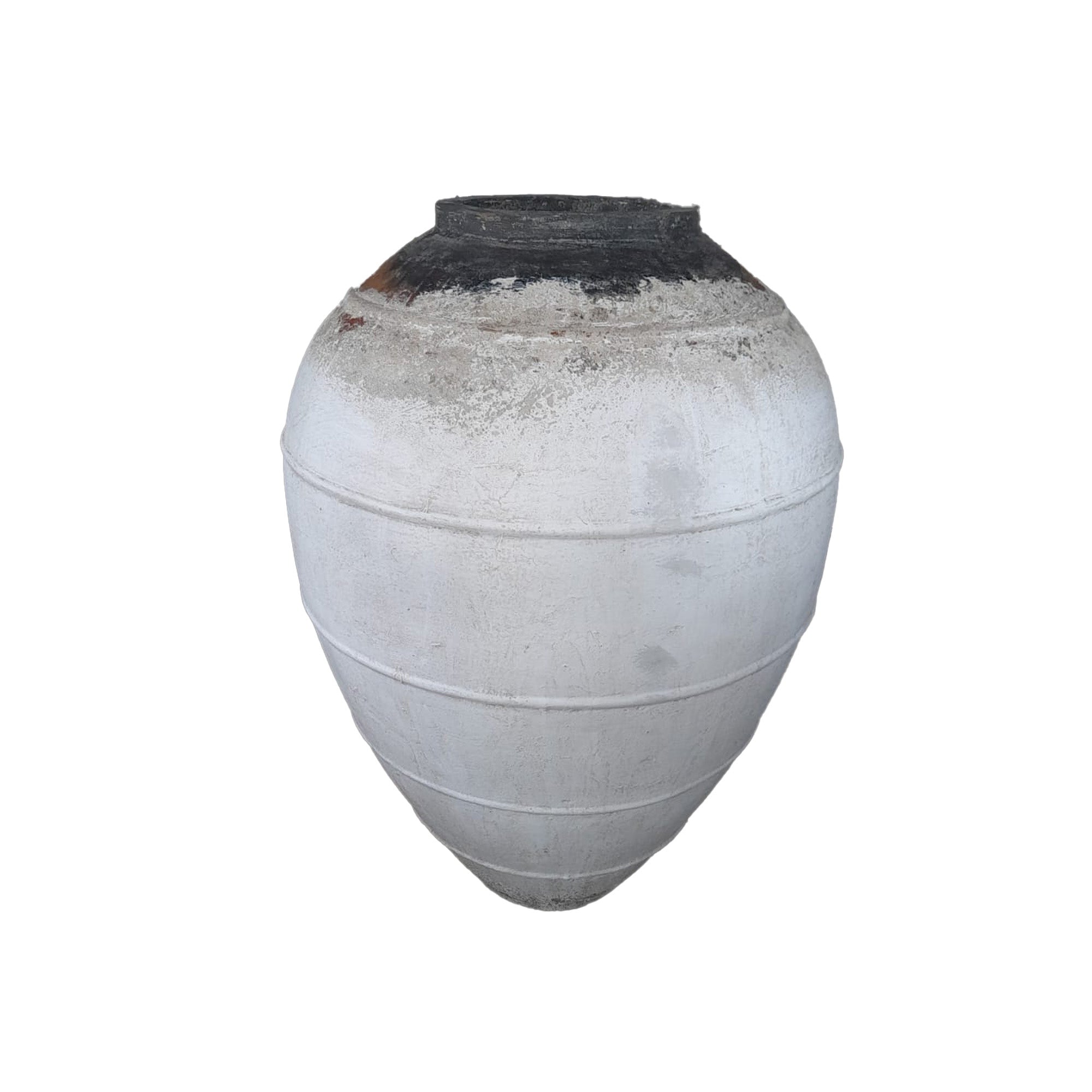 Jinsu White round GRC jar pot with lines low PTMD