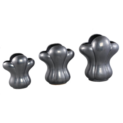 Mellie Black France Lily Flower Ceramic Vase M 26x18x29cm PTMD