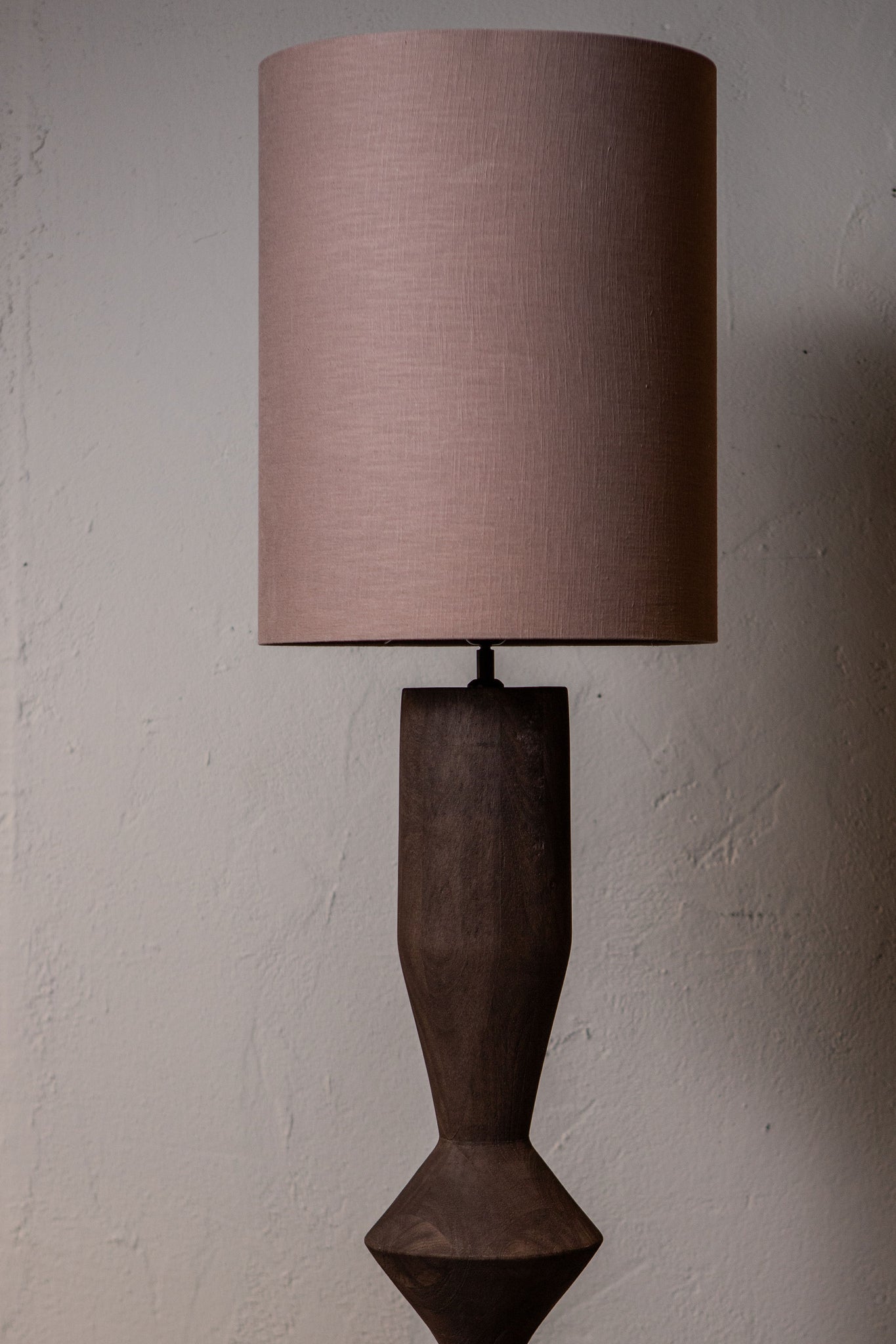 Vloerlamp Elaine Bruin Mango Hout Rond Base H130cm PTMD