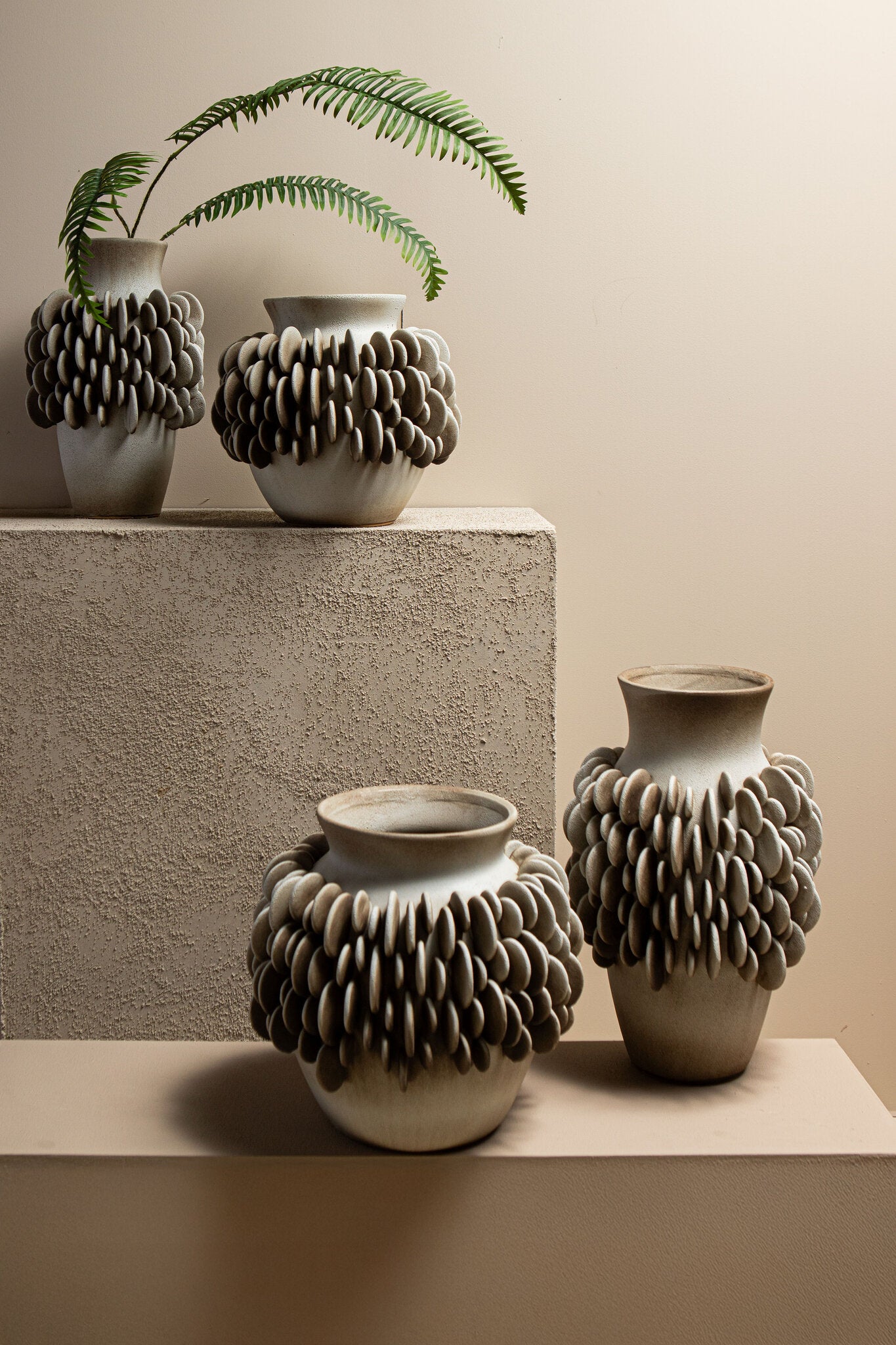 Wina Beige Ceramic Vase With Round Scales Low L PTMD