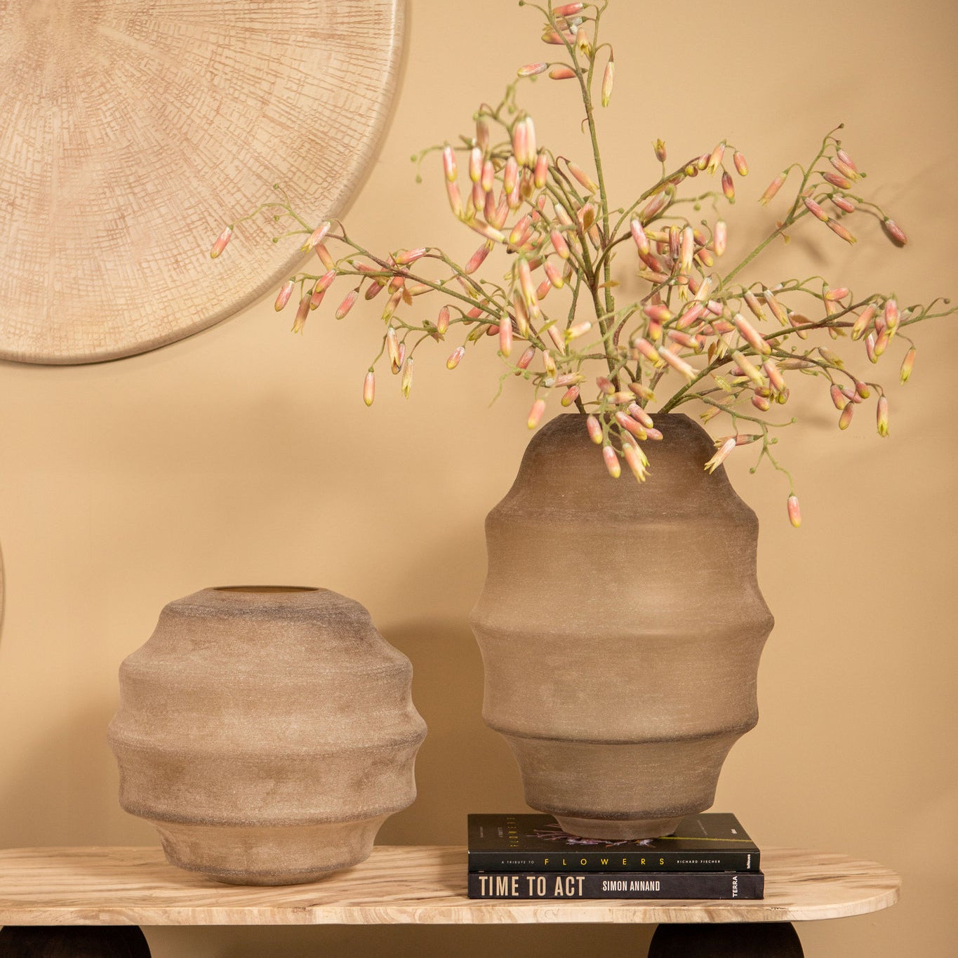 Elladie Beige Round Glass Layered Vase Low PTMD