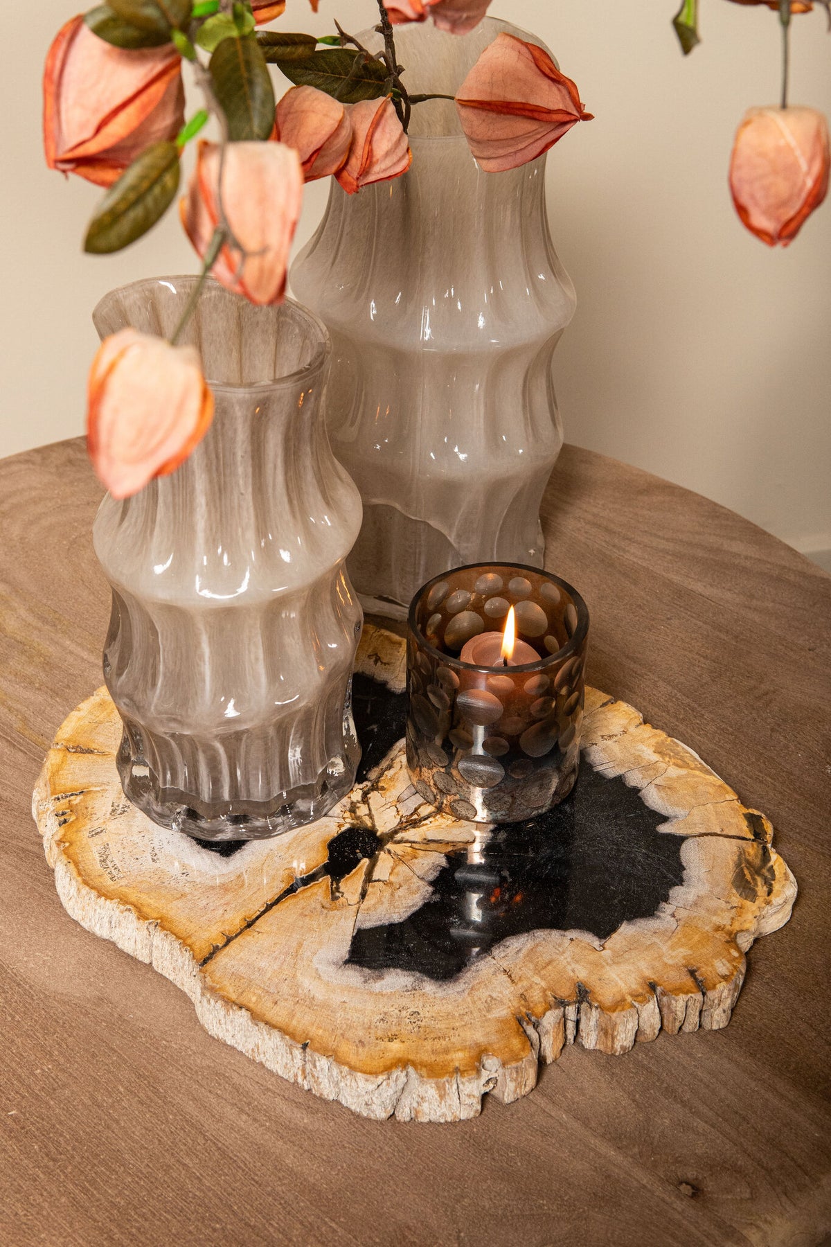 Anvi Cream Solid Glass Vase Angular Shaped Round Large PTMD