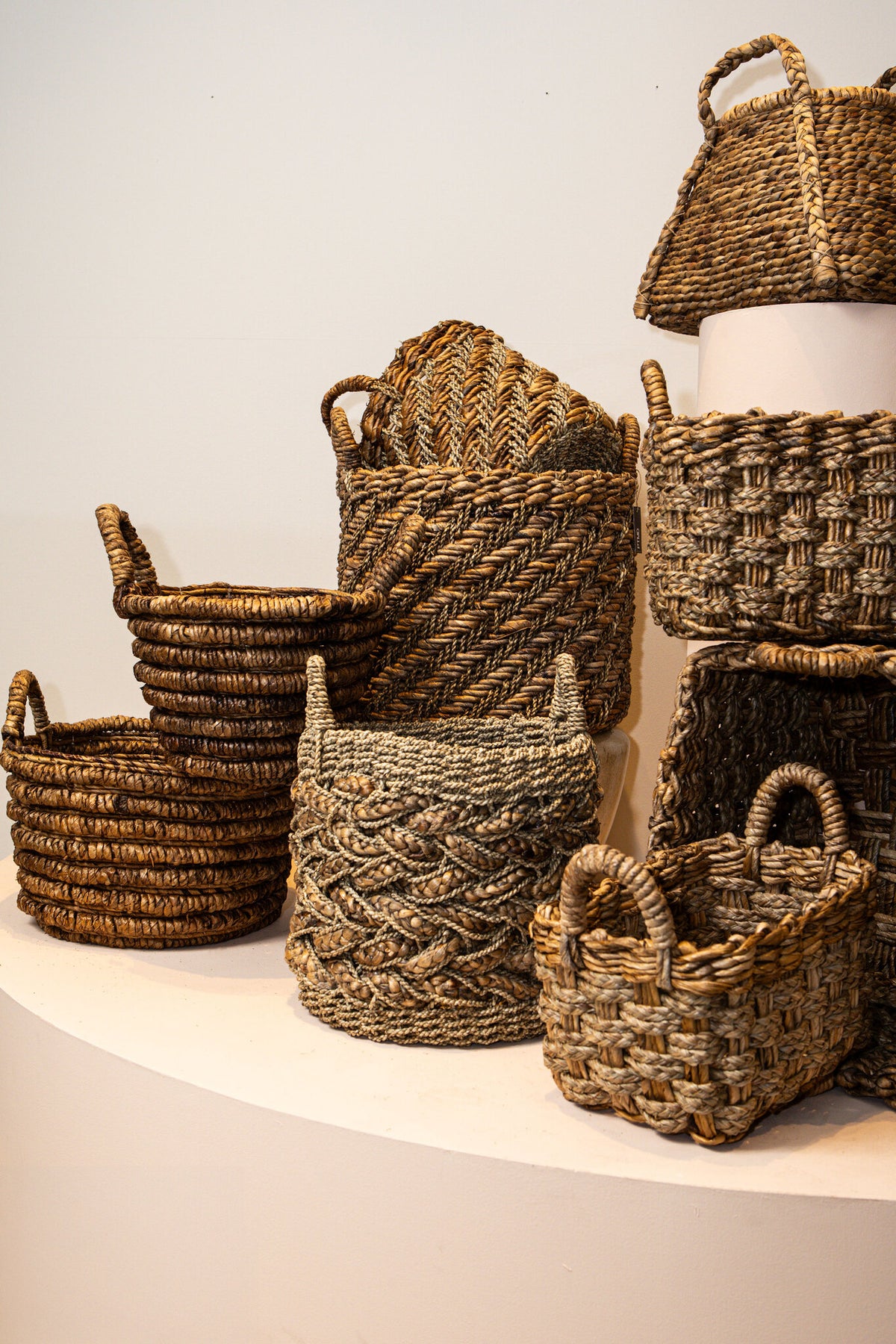 Almir Natural Seagrass Basket Set Of 3 Round PTMD