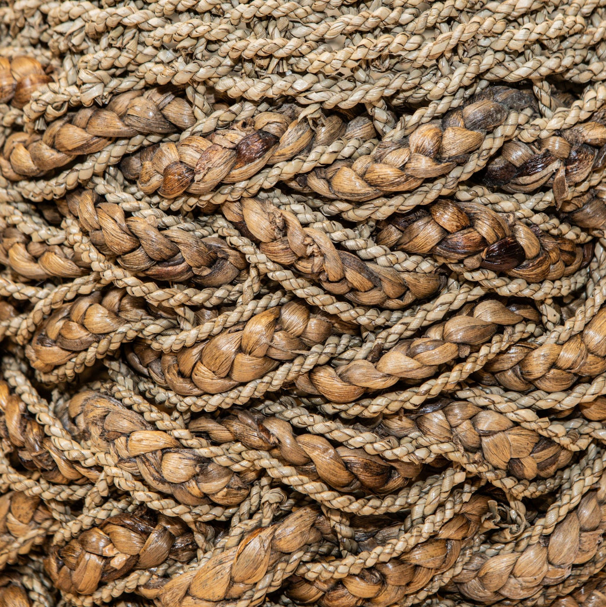Izely Natural Seagrass Basket Set Of 3 Round PTMD