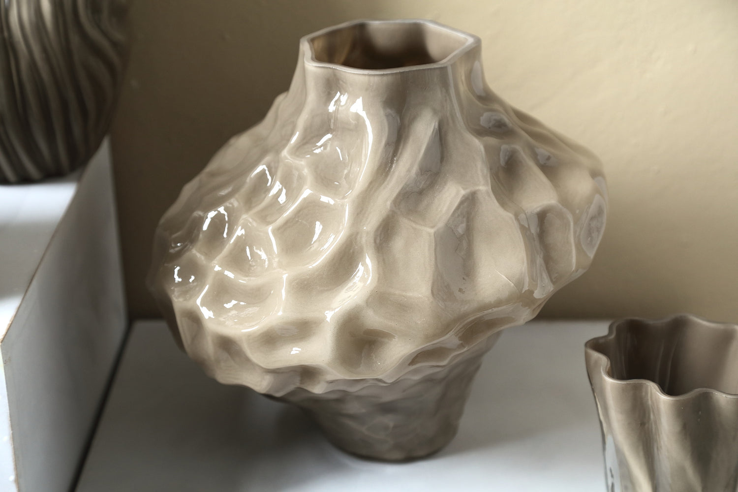 Vaas Moises Taupe Onregelmatig glas Large PTMD