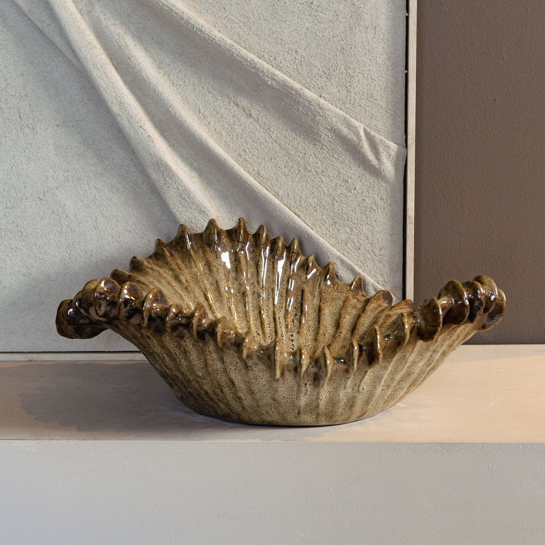 Tarig Light Brown Round Ceramic Ribbed Wavy Bowl PTMD