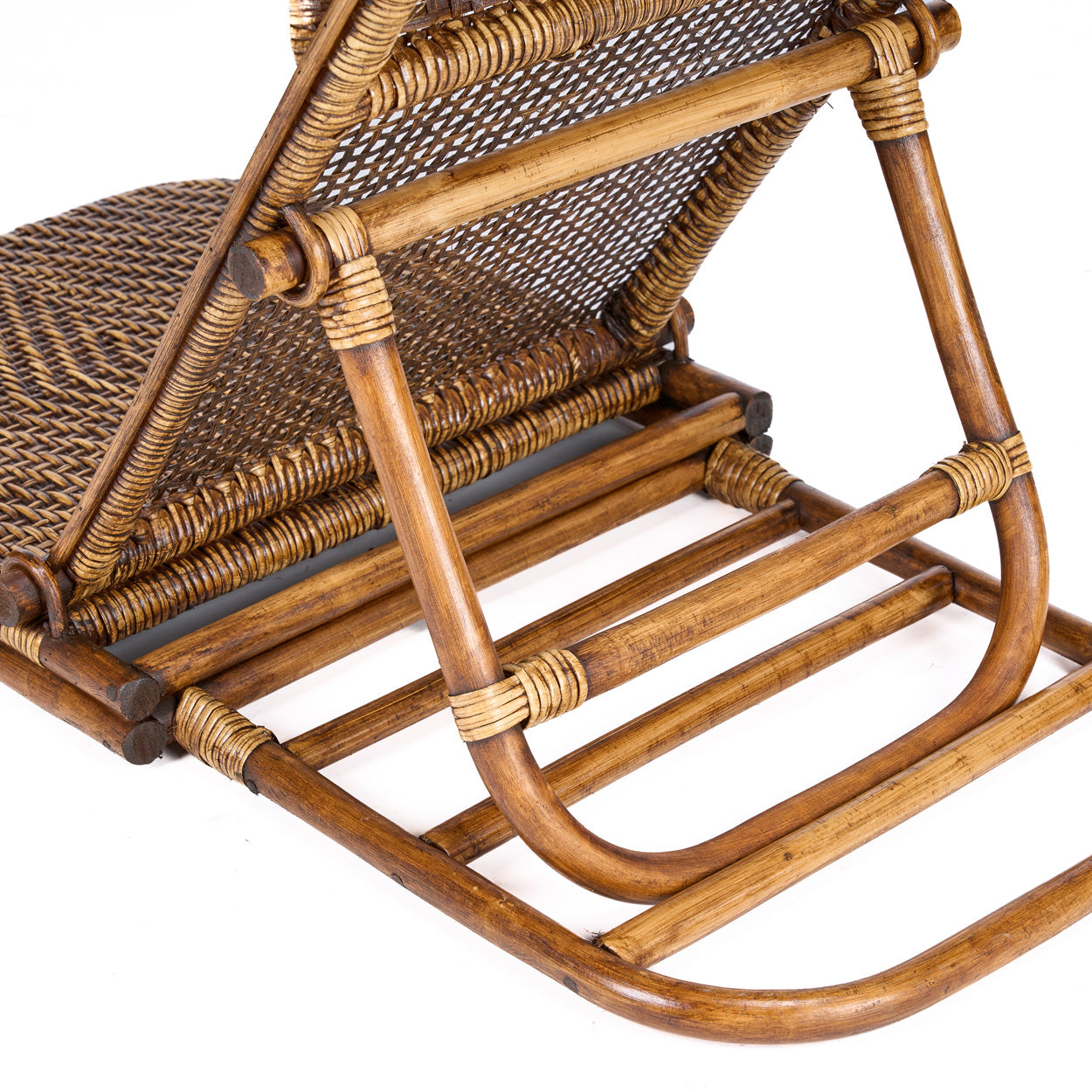 De Rattan Vloer Lounger Donker Walnoot Bazar Bizar