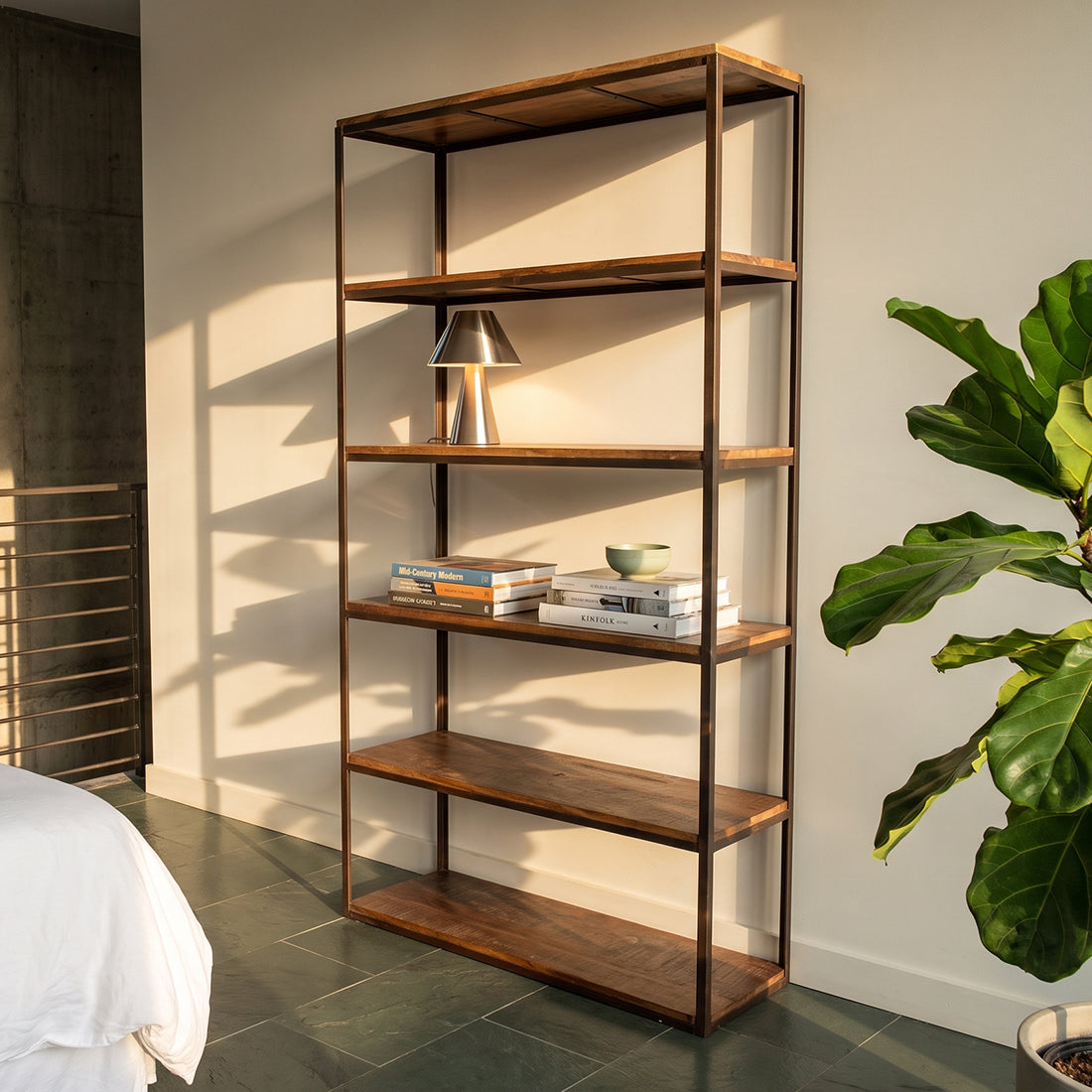 Factory Wandkast Met Houten Planken Raw Materials