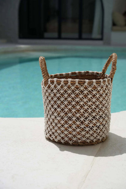 The Crossed Stitched Macrame Basket - Large