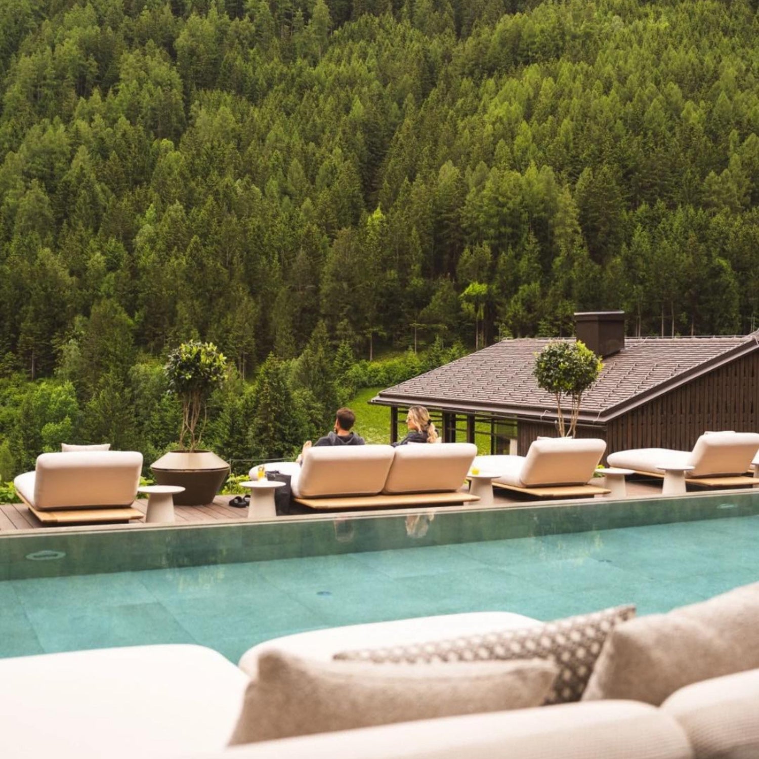 MAZU Oyster Luxe LED Plantenpot Zwart Bruin