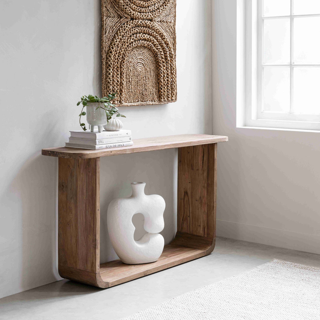 MUST Living Console Vico