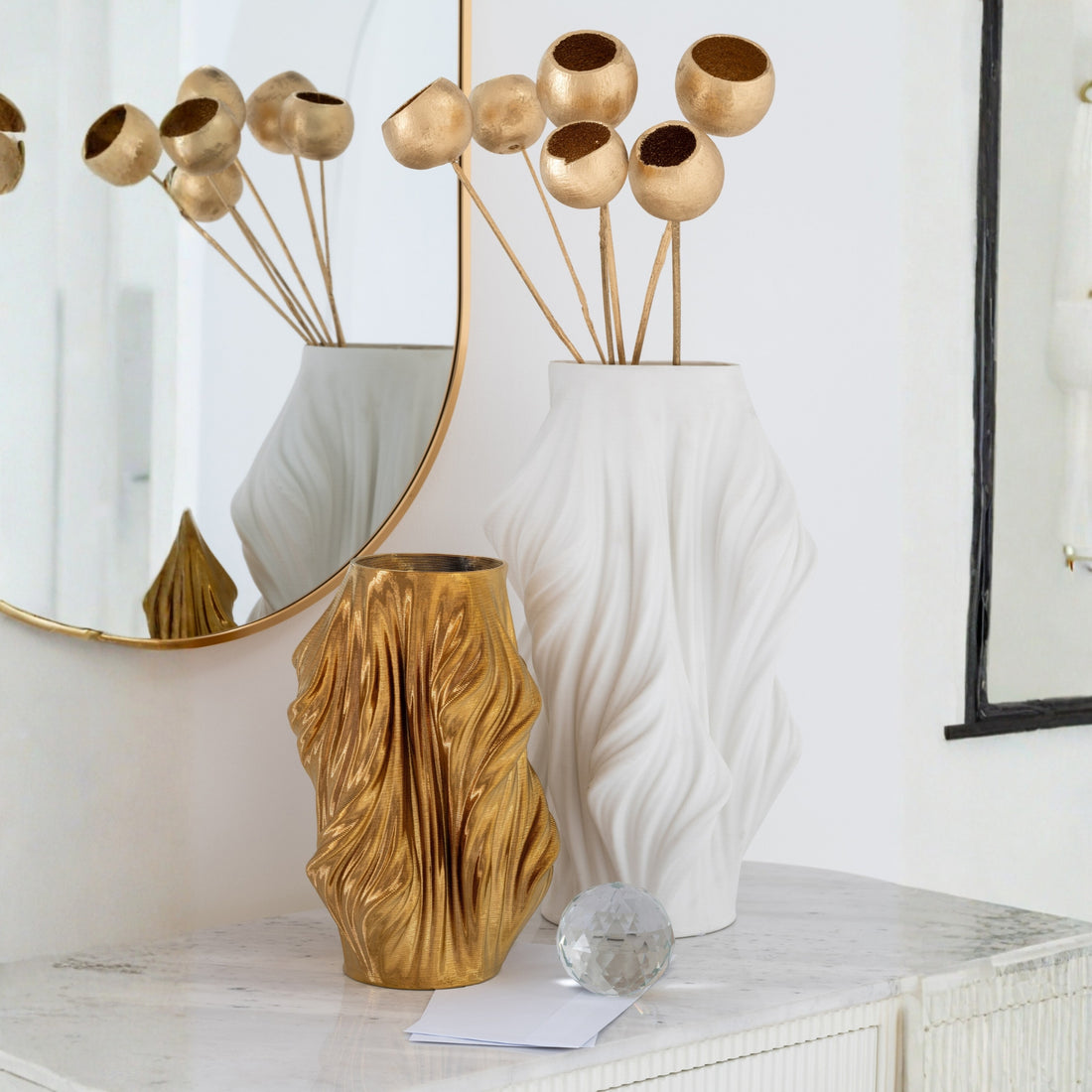 Vaas 3d Print Onregelmatig Porselein Goudkleurig Small Ø18xH28cm J-Line
