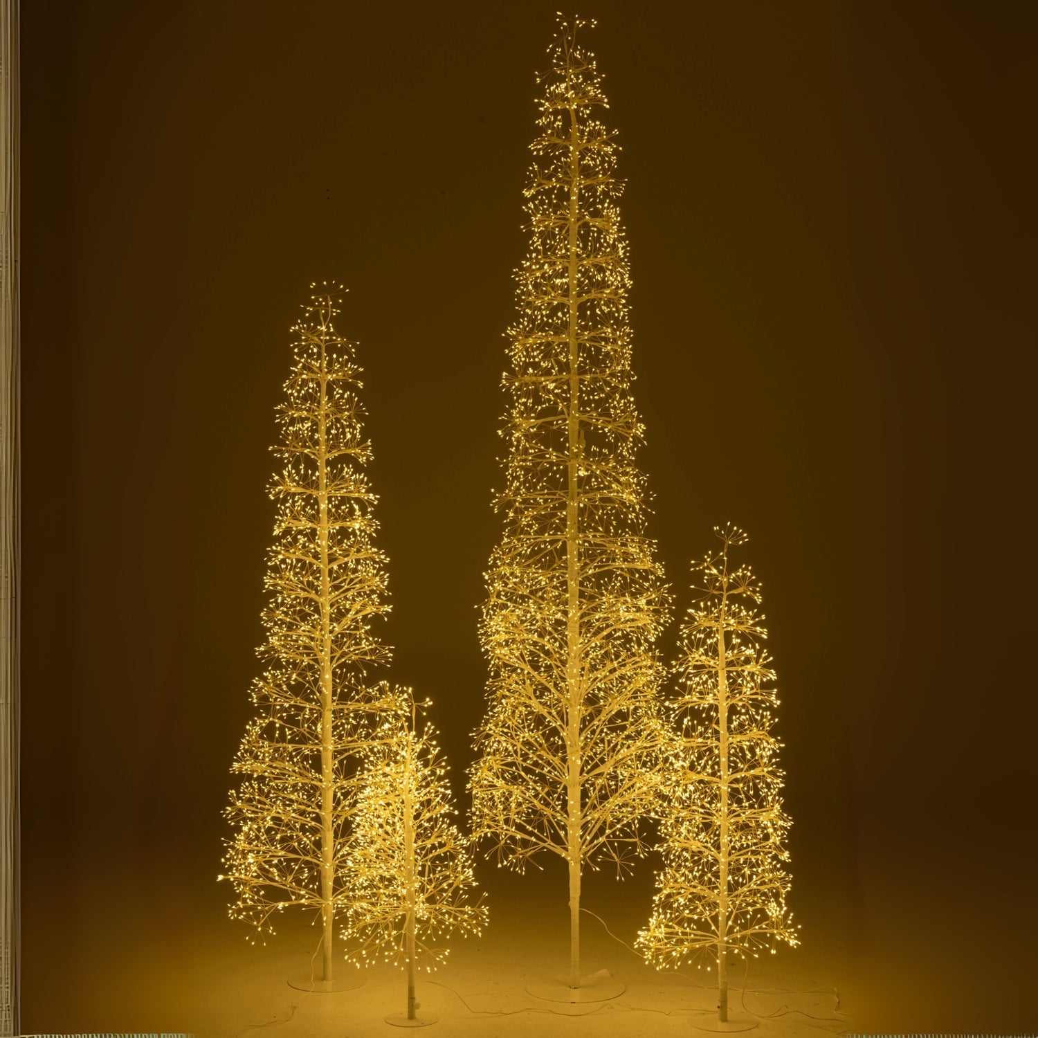 Kerstboom Led Warm Witte Lichten Ijzer Wit Extra Large H240cm J-Line