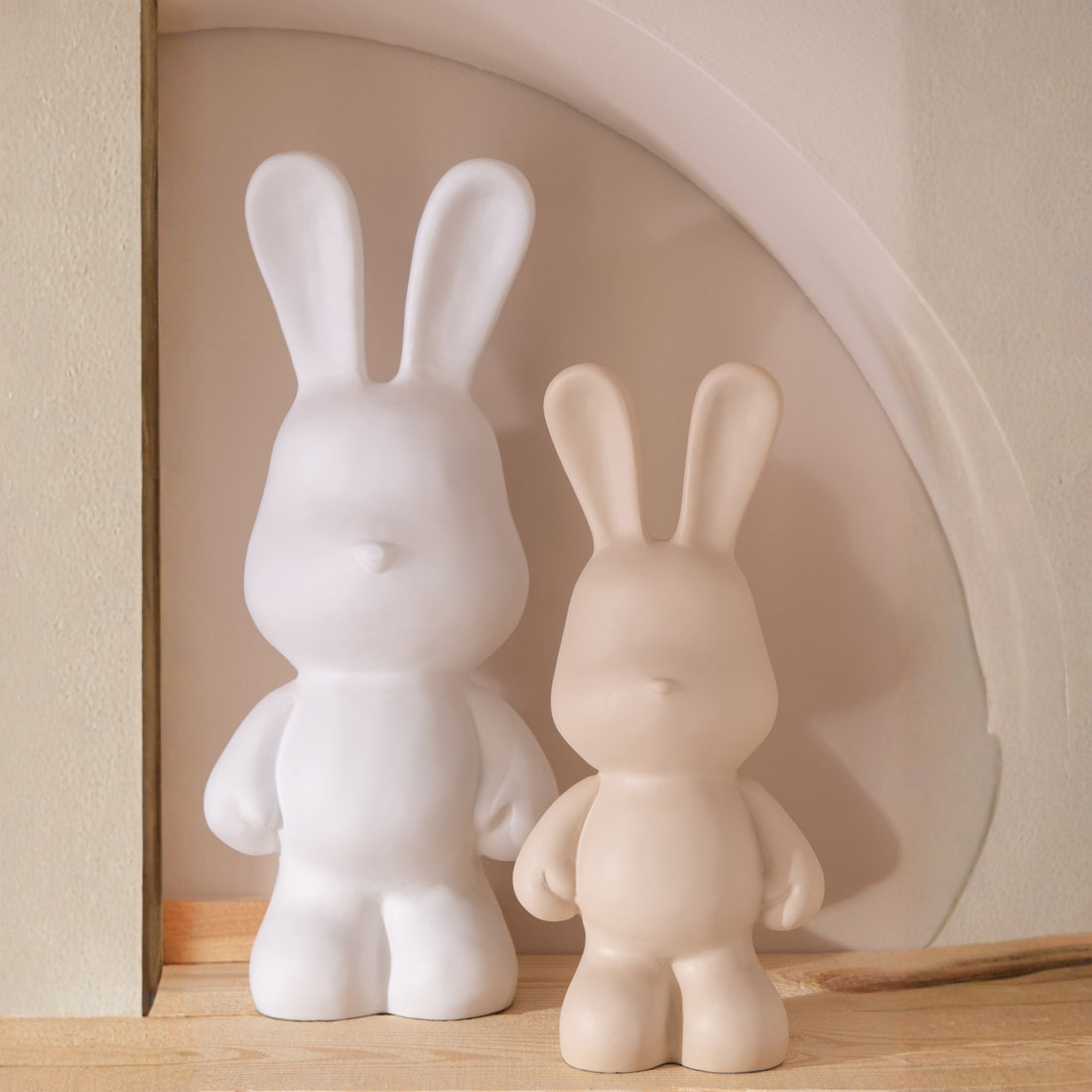 Konijn Eddy Polyresin Wit Medium J-Line