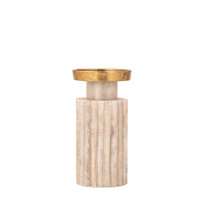 Alani Kandelaar Marmer Beige Geribbeld Small van PTMD, vooraanzicht van de geribbelde kandelaar op wit