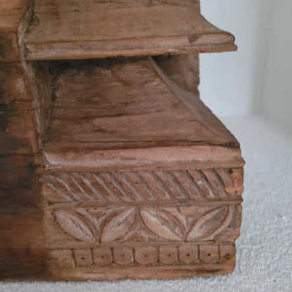 Authentieke poer kandelaar - Kandelaar - Living Lovely - livinglovely.nl