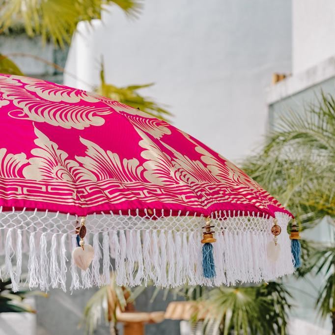 Bali Parasol - Fuchsia Vol Goud Fringe - 250cm - Parasol - Todo Bien - livinglovely.nl