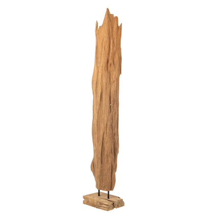 Beeld Abstract Mira van J-Line, teakhouten sculptuur met diepe groeven in warme naturel tint, zijaanzicht