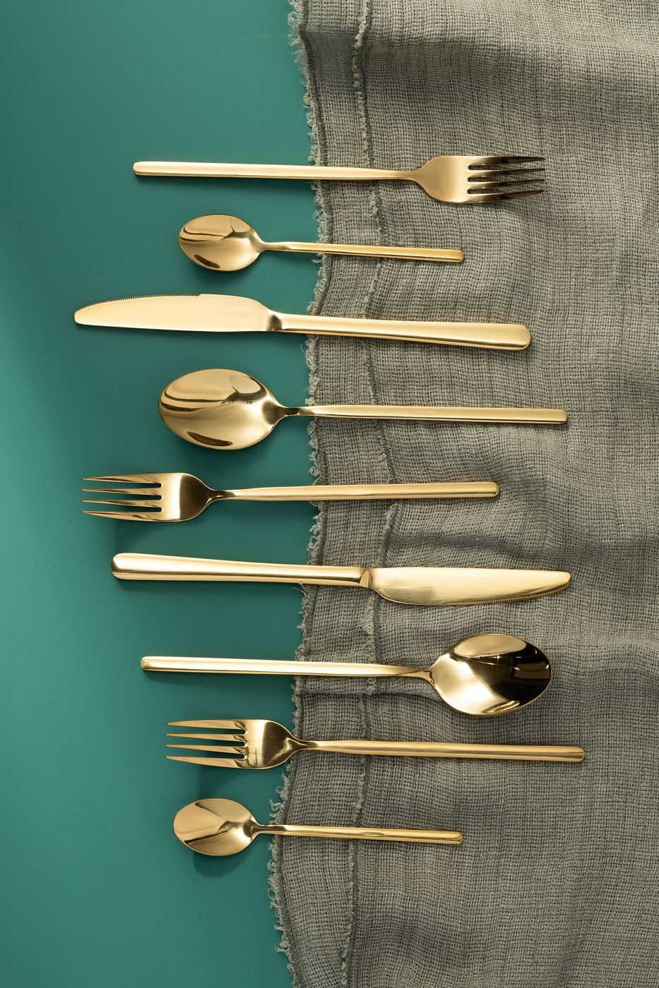 Bestekset Box B 24 Stuks Roestvrij Staal Glimmend Goud J-Line - Bestekset - J-Line - livinglovely.nl