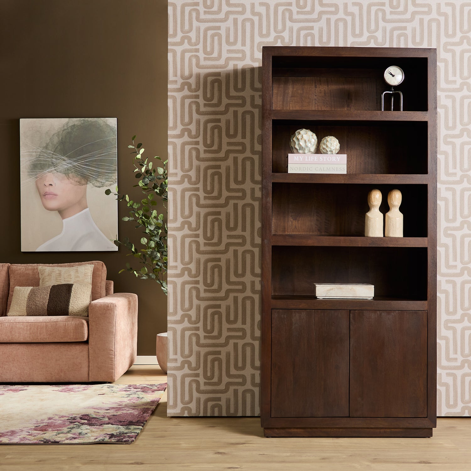 Boekenkast Brussel Mangohout Bruin van Starfurn, slank meubel van 90 cm breed