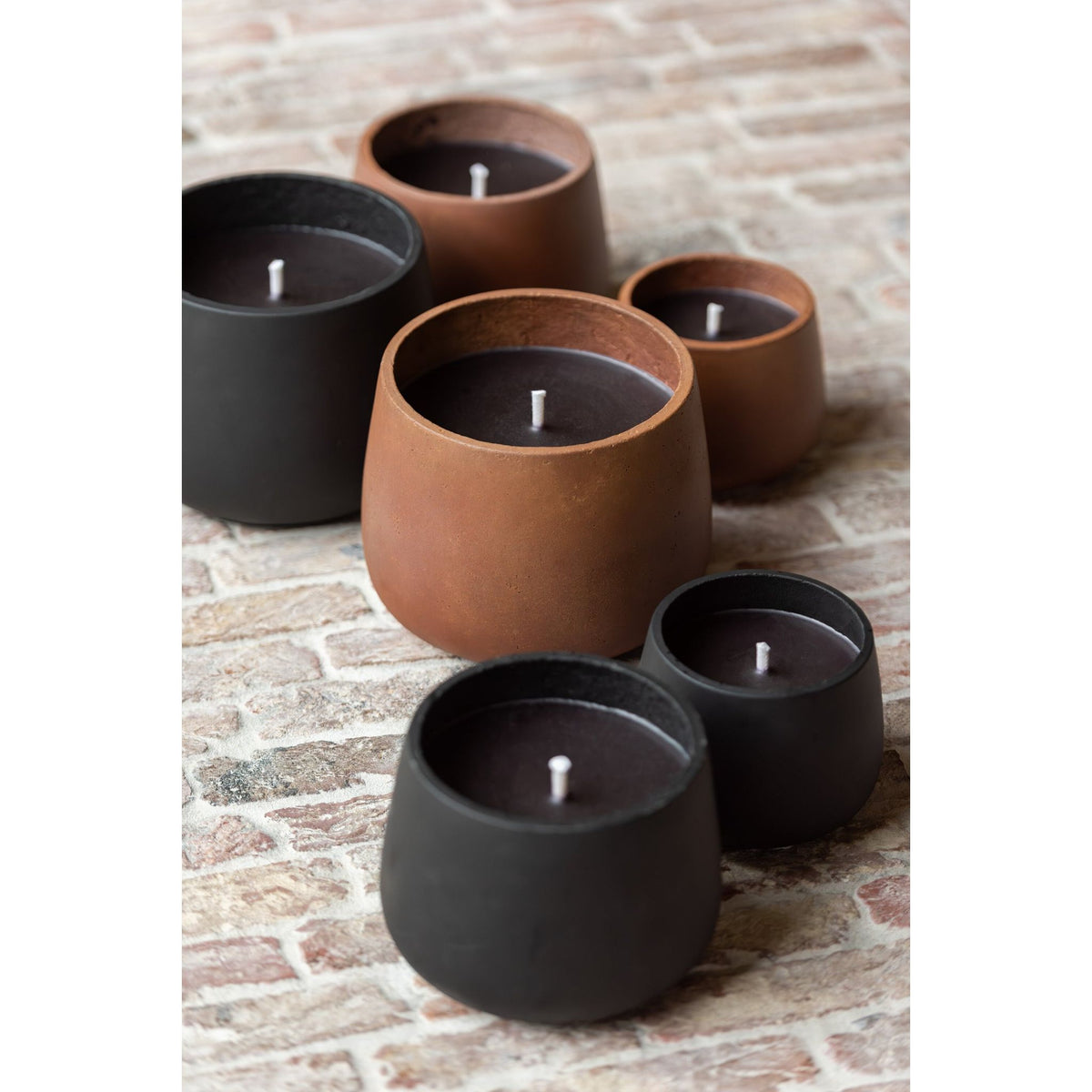 Buitenkaars Cement Zwart Small -18u