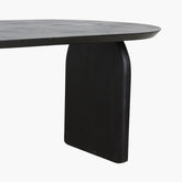 Bullnose Eetkamertafel gesloten Base Black , Eetkamertafel , Raw Materials , livinglovely.nl