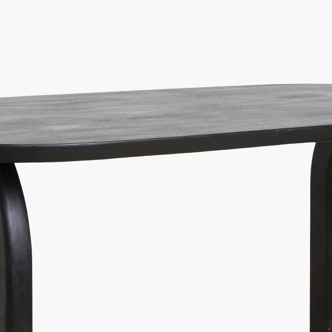 Bullnose Eetkamertafel gesloten Base Black , Eetkamertafel , Raw Materials , livinglovely.nl