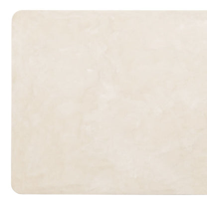 Bureau Bliss Mortex van DTP Home in een werkkamer, met het mortex blad in het licht
