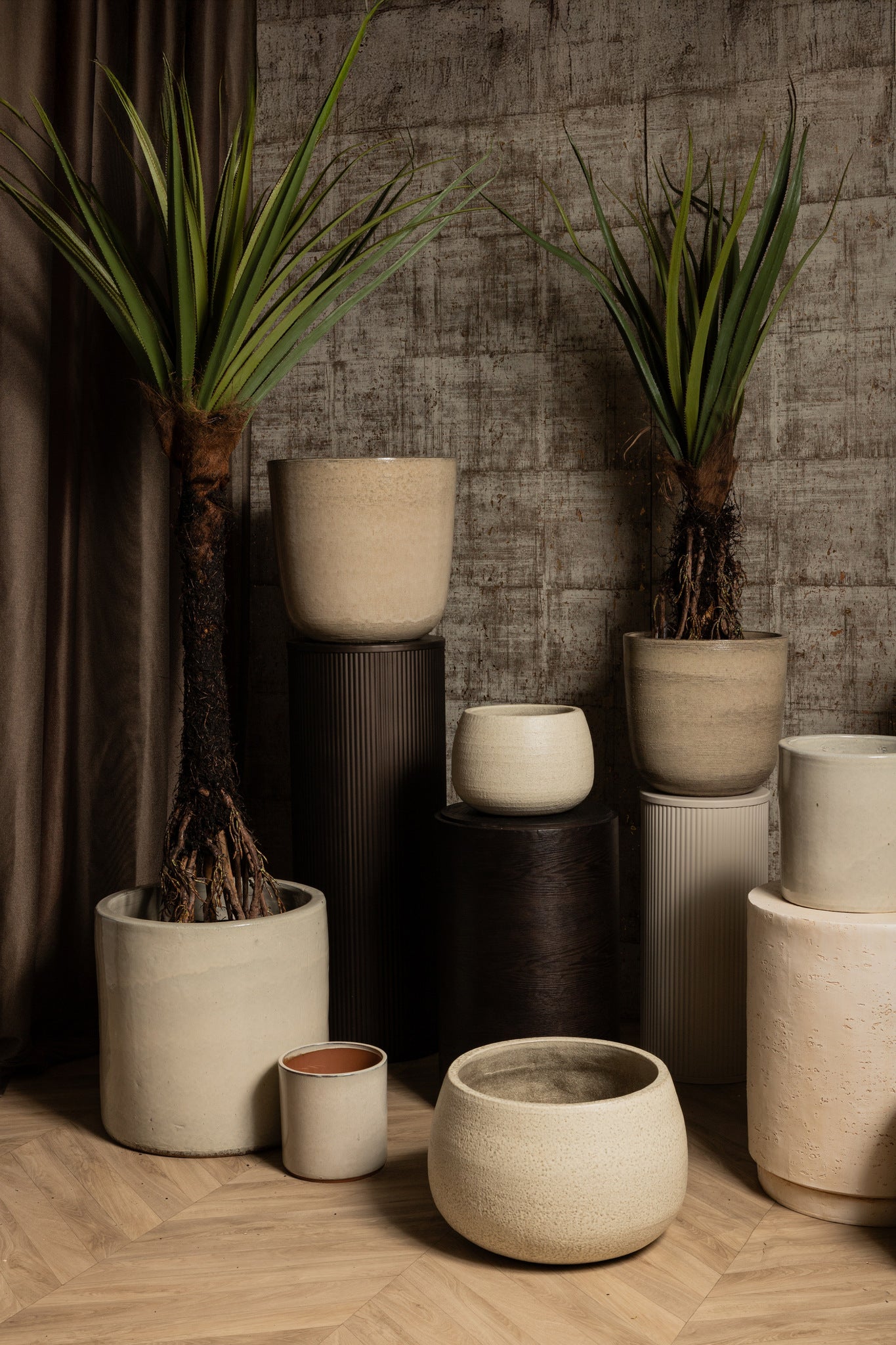 Coraline White Round Ceramic Pot Rough Finish Set van 2 PTMD - Pot - PTMD - livinglovely.nl