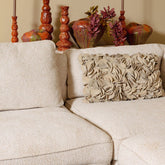 Dangelo Vaas Keramiek Roodbruin Extra Large van PTMD gestyled als decoratie in de woonkamer