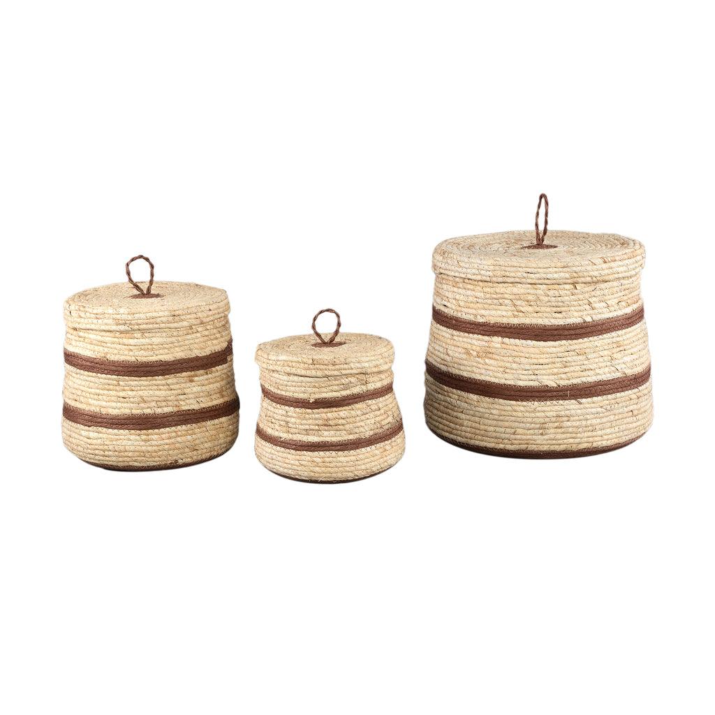 Danial Brown cornleaf round basket w lid Set van 3 S , Mand , PTMD , livinglovely.nl