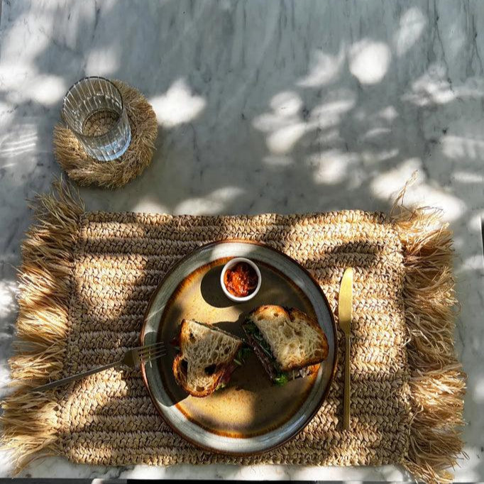 De Fringe Raffia Placemat Rechthoekig - Naturel - Placemat - Bazar Bizar - livinglovely.nl