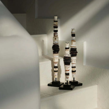 De Money Shell op Stand - L - Ornament - Bazar Bizar - livinglovely.nl