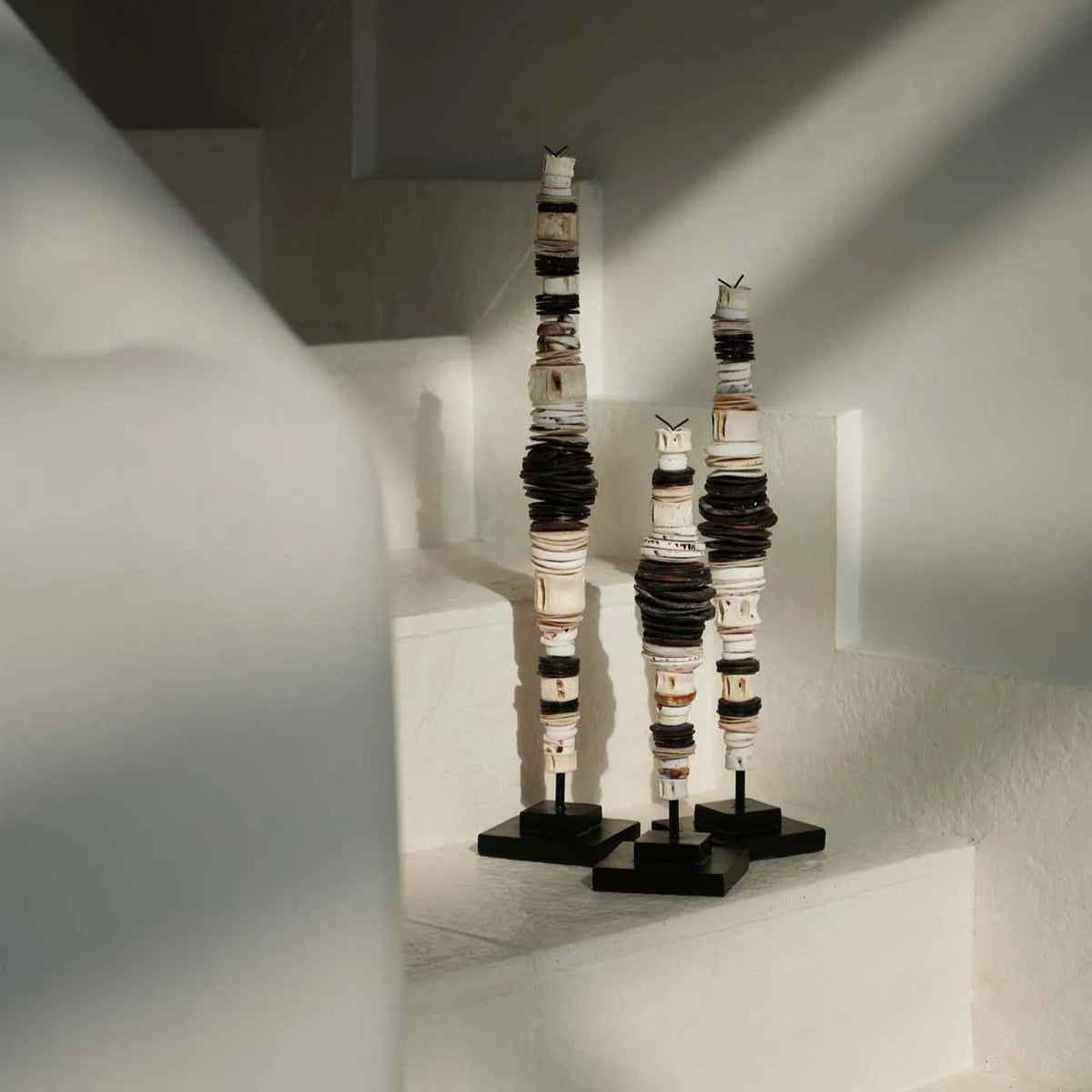 De Money Shell op Stand - S - Ornament - Bazar Bizar - livinglovely.nl