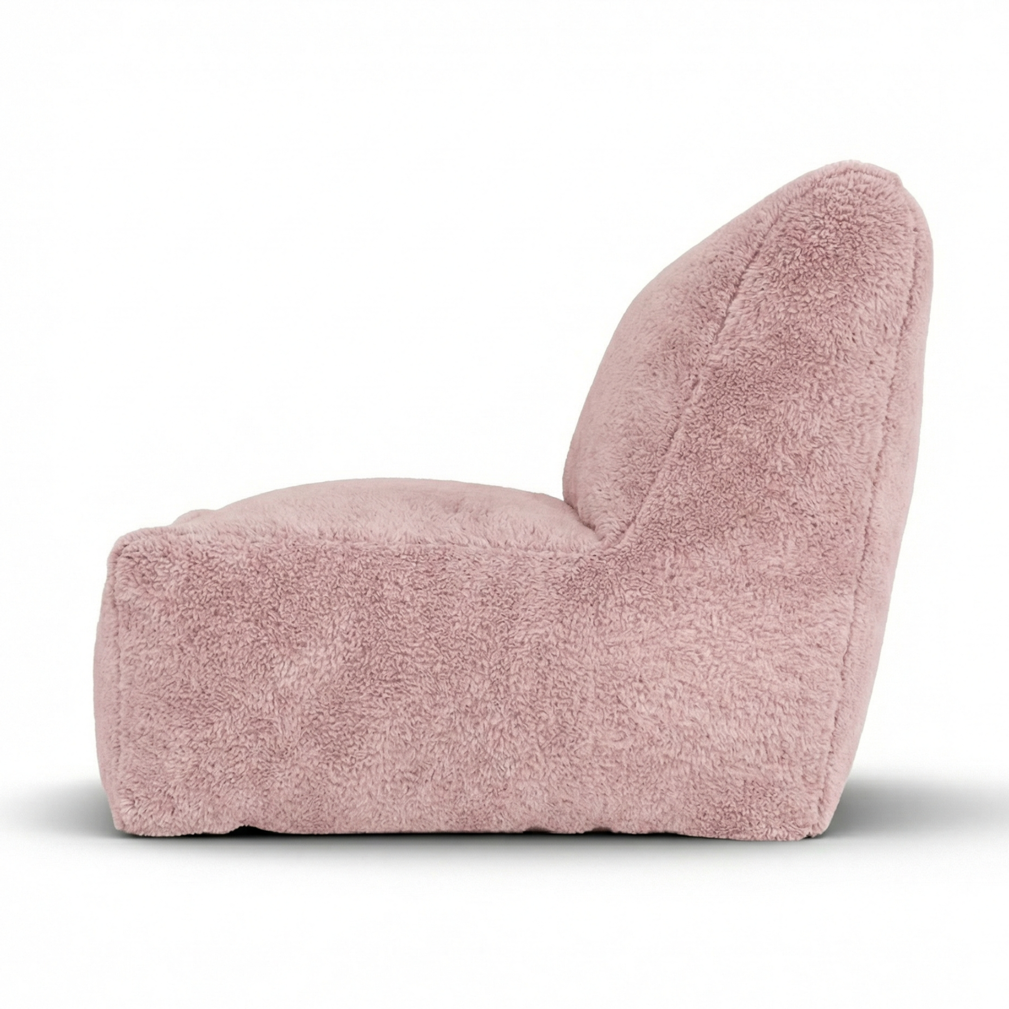 Poederroze Doodle loungestoel van Laui Lounge van opzij, met rughoogte van 74 centimeter