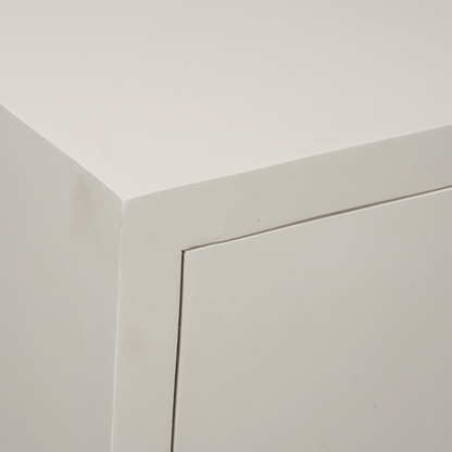Dressoir Brussel Zand 150cm van Starfurn met zicht op de indeling achter de deuren