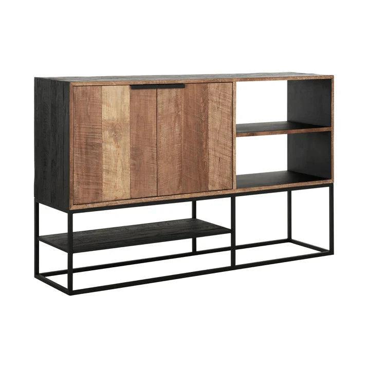 Dressoir Cosmo Small van DTP Home, detail van de zwart afgewerkte binnenzijde