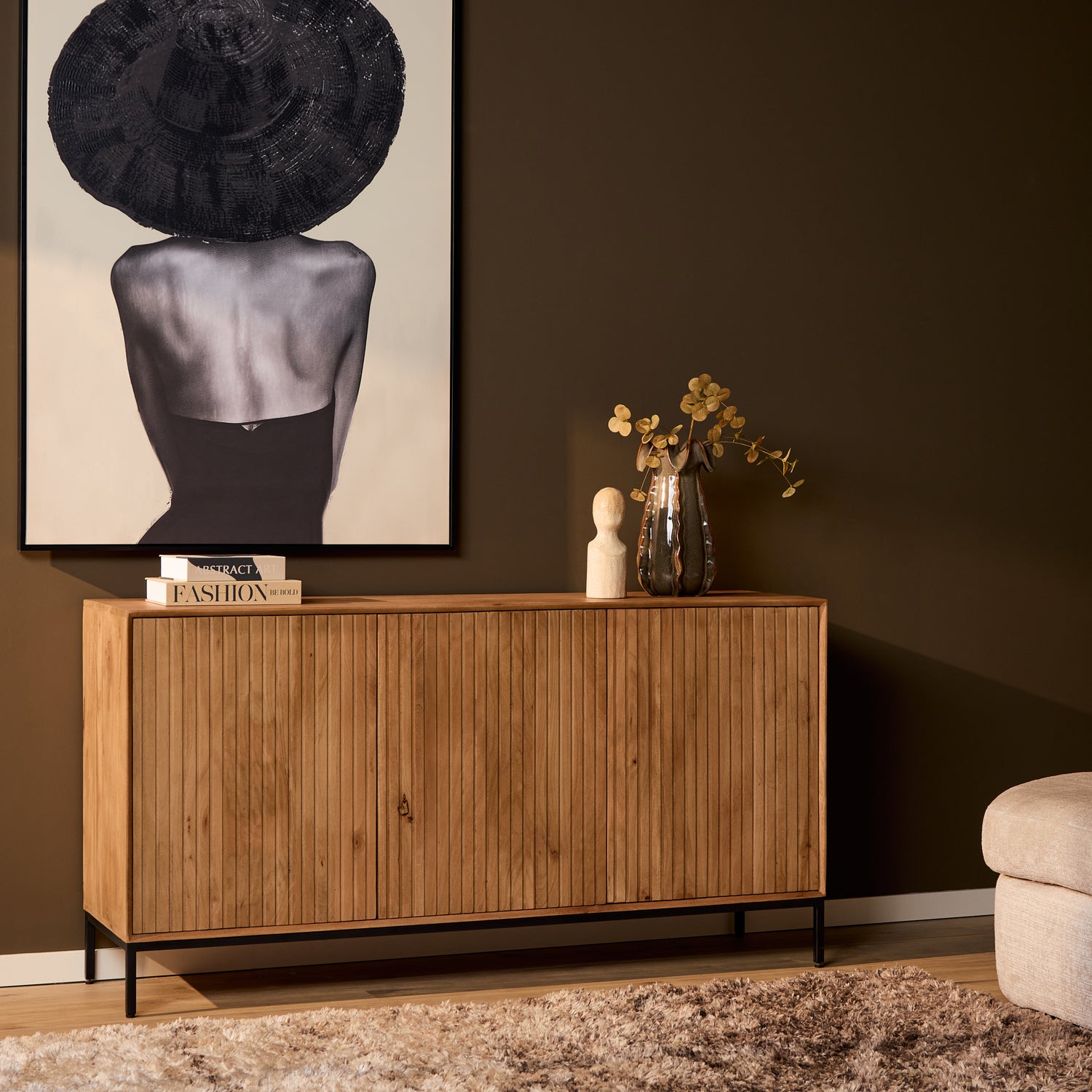 Dressoir Madison van Starfurn in naturel mangohout met drie deuren, 165 cm breed