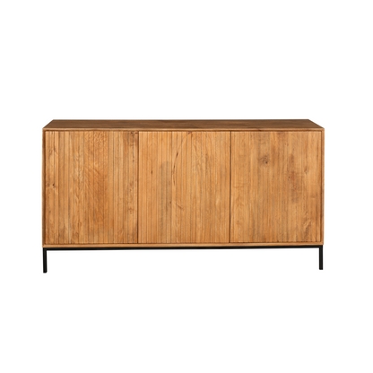 Sfeerbeeld van het Madison dressoir van Starfurn in een licht interieur