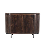 Vooraanzicht van het Noor dressoir in Walnut met doorlopende houten planken