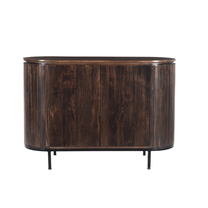 Vooraanzicht van het Noor dressoir in Walnut met doorlopende houten planken