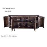 Noor dressoir in Walnut met geopende deuren en de binnenmaten van de vakken