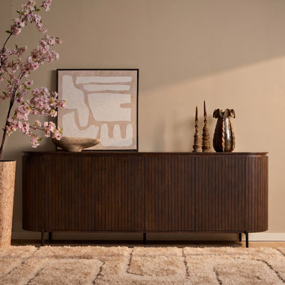Groot dressoir Solana van Starfurn in bruin mangohout van 210 cm breed