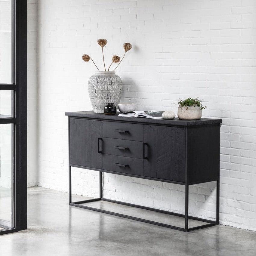 Zwart dressoir 158cm van gerecycled teakhout met deuren DTP Home