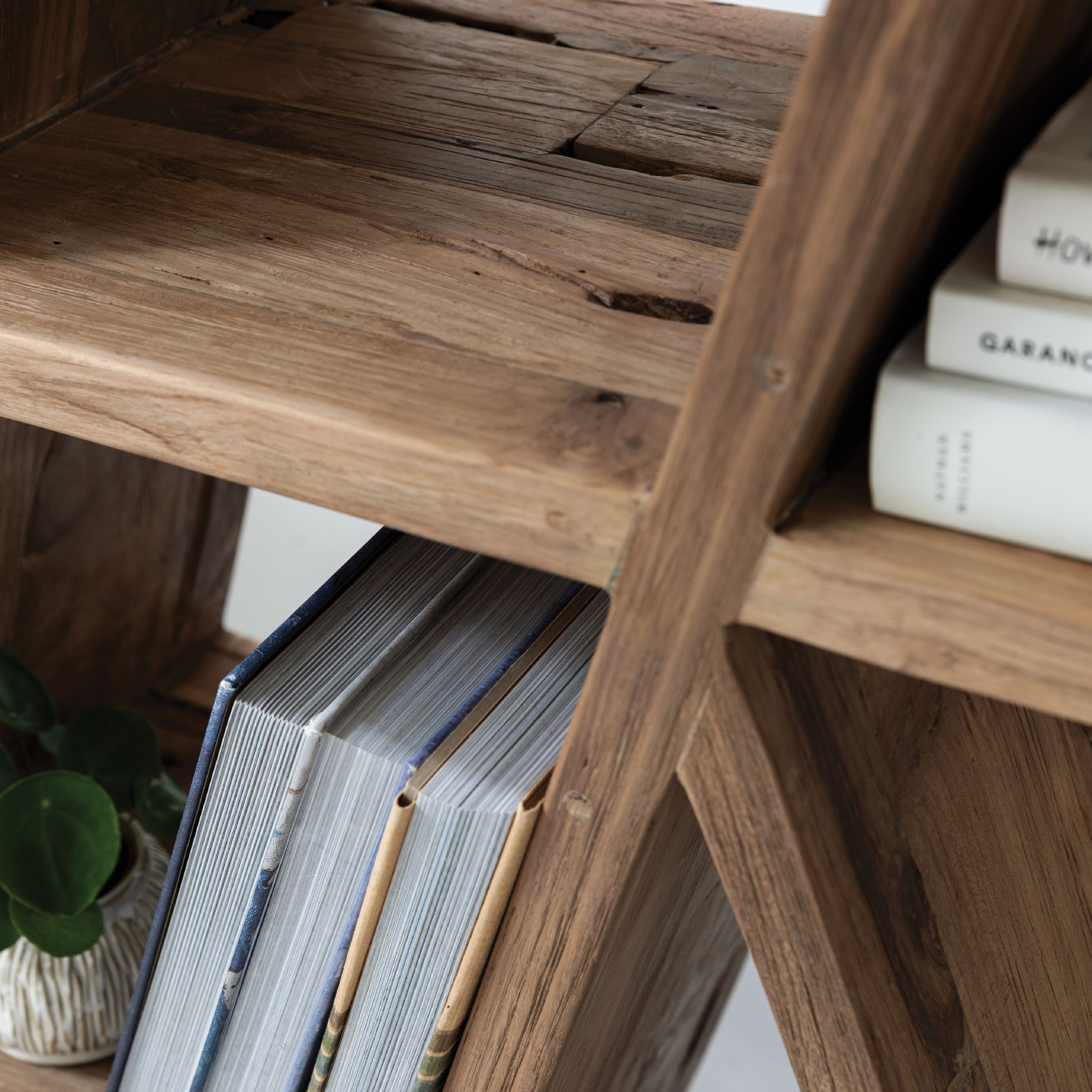 DTP Home Boekenkast Zorro - Boekenkast - DTP Home - livinglovely.nl