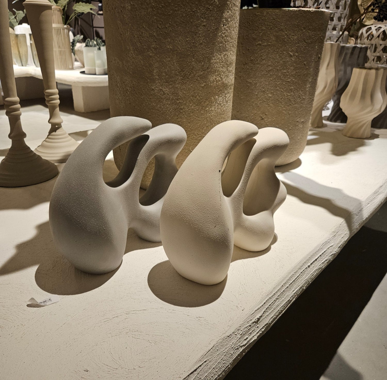 Eddison Taupe ceramic matt glazed statue organic - Beeld - PTMD - livinglovely.nl