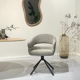 Eetkamerstoel Linn Taupe Set van 2 in een interieur