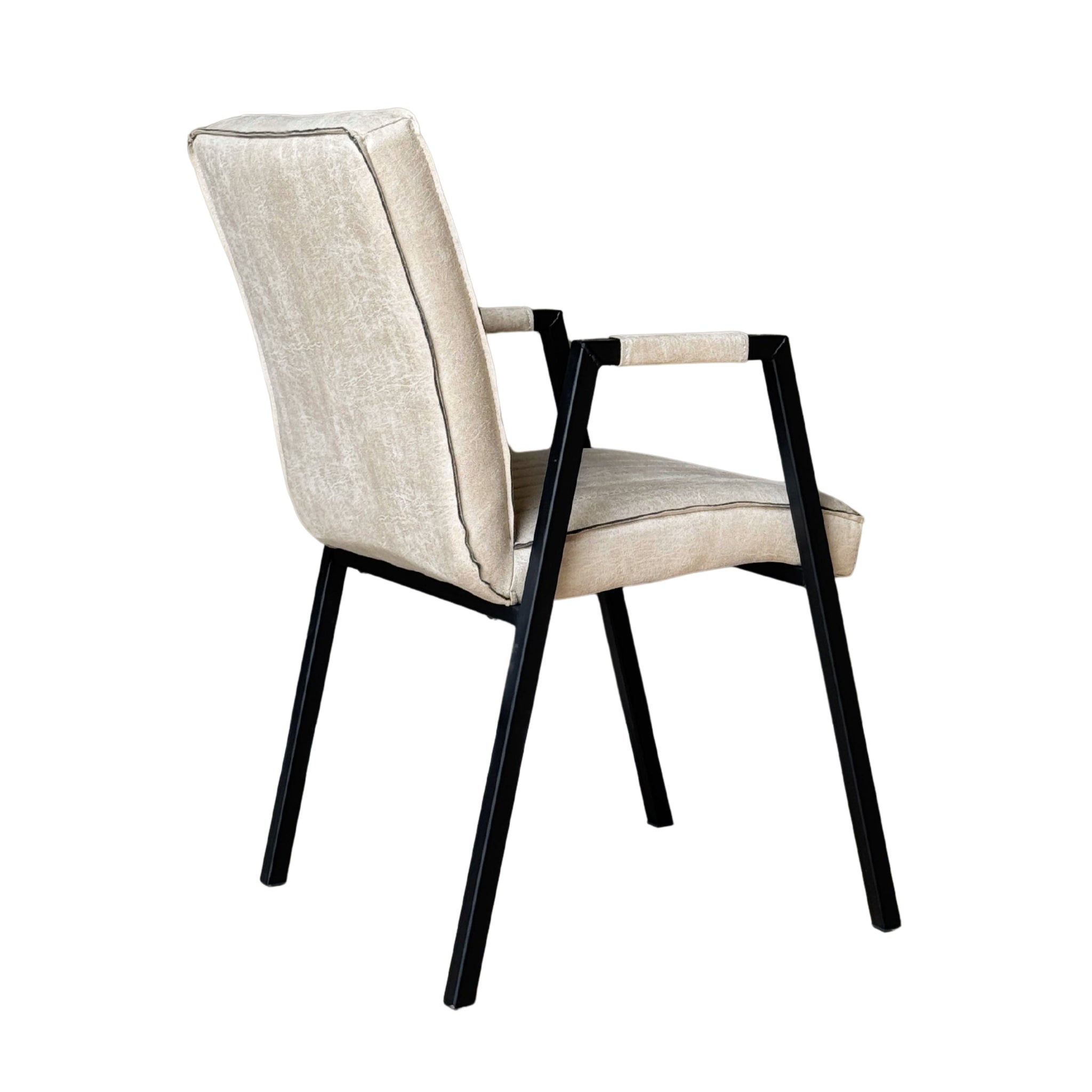Eetkamerstoel Tivoli met armleuningen op 67,5 cm hoogte in beige eco leer