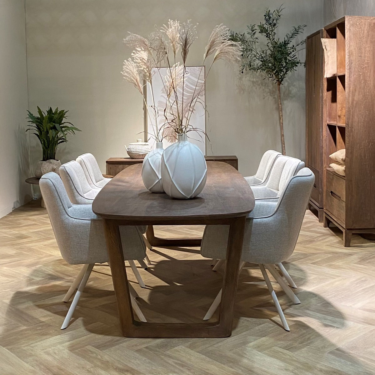 Draaibare eetkamerstoel Tori sand natural, B62cm x D60cm x H89,5cm