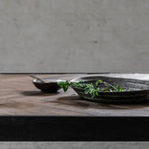 Eetkamertafel Criss Cross 240cm van DTP Home, houtnerf en kleurnuances in close-up
